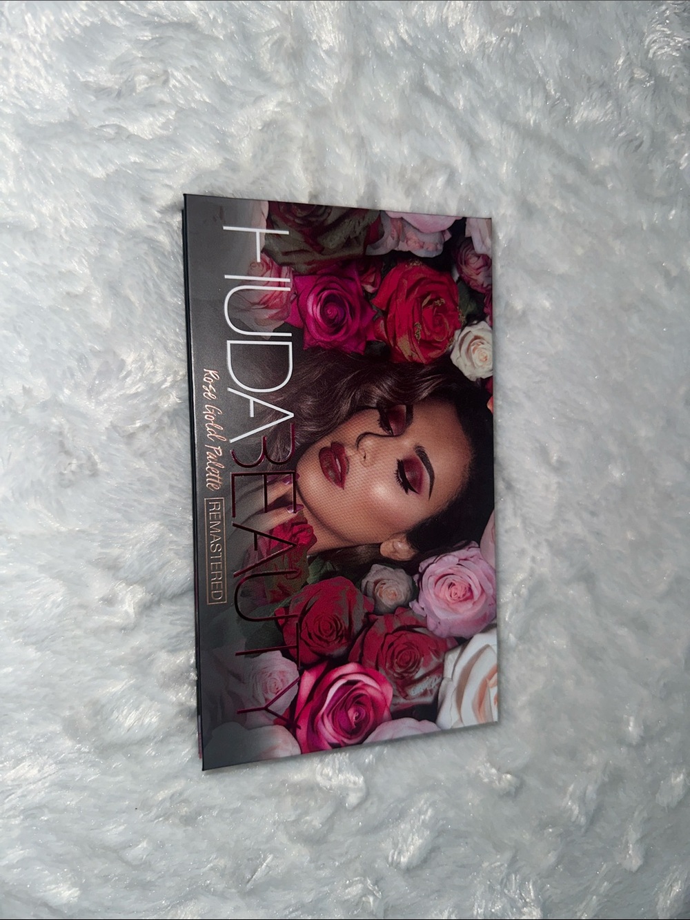HUDA BEAUTY Rose Gold Palette — Pink, Rose & Burgundy Shades